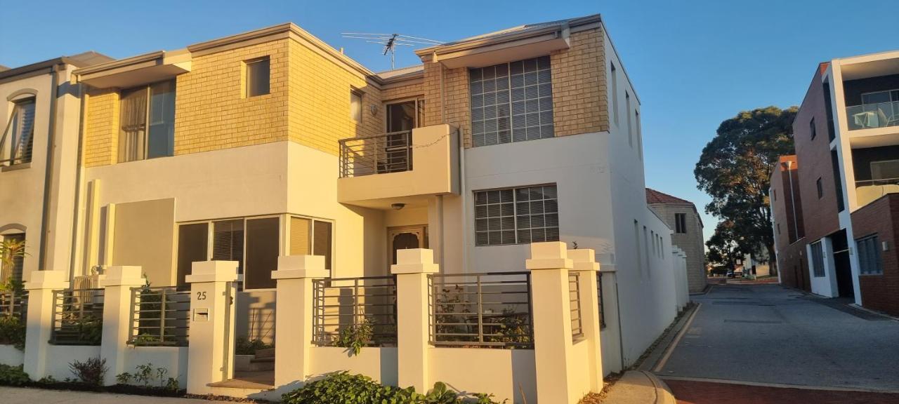 Joondalup Guest House Perth Exterior photo